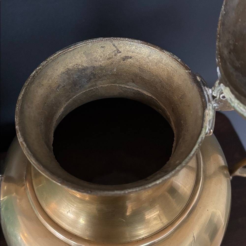 Vintage Brass Tea Coffee Pot Baker Furniture Made in India Gold Tone 11” Tall - Picture 7 of 11